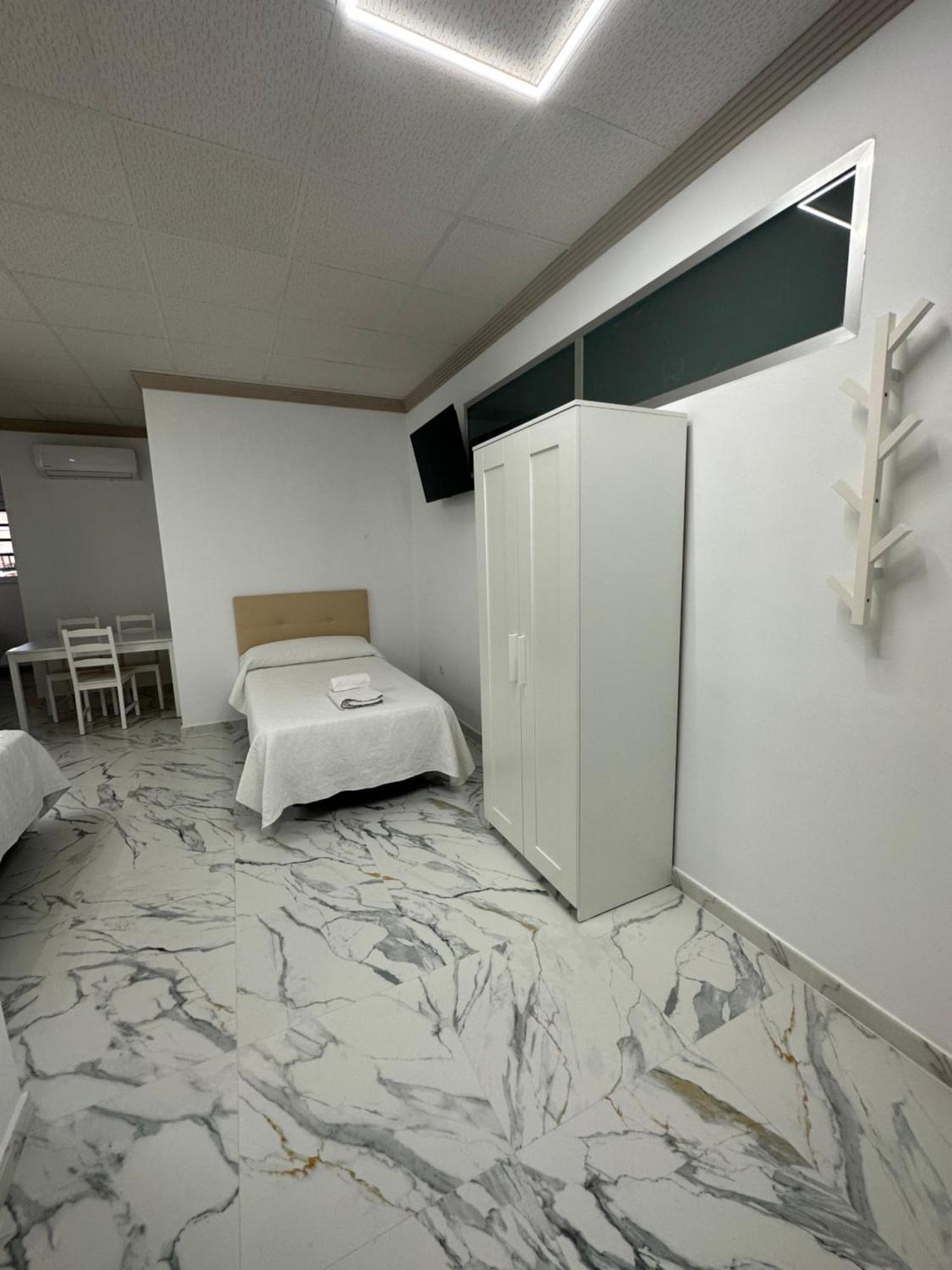 Deluxe Apartment,1600351689:JPEG